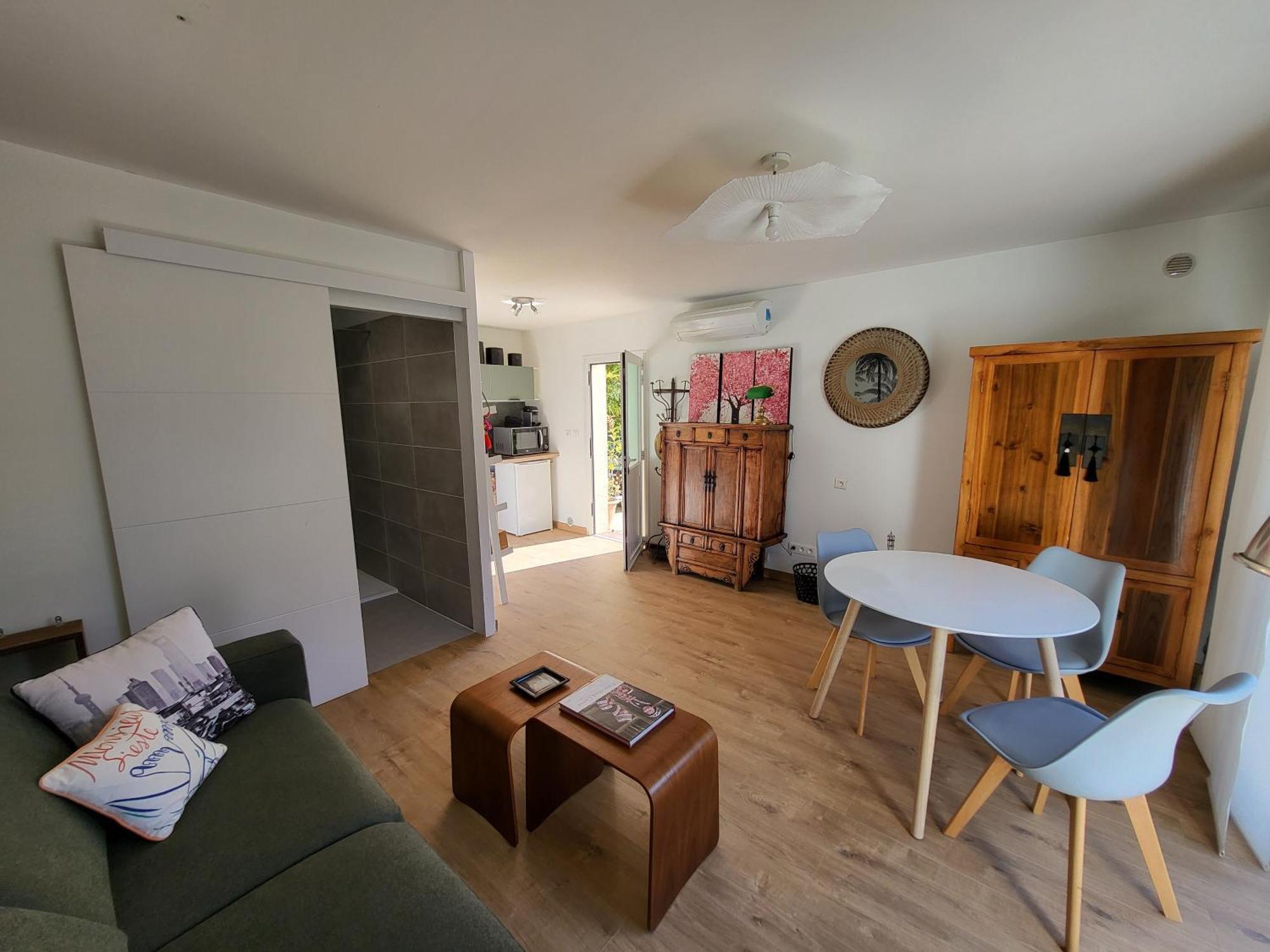 Studio Independant Avec Terrasse A Juan Les Pins Antibes Extérieur photo