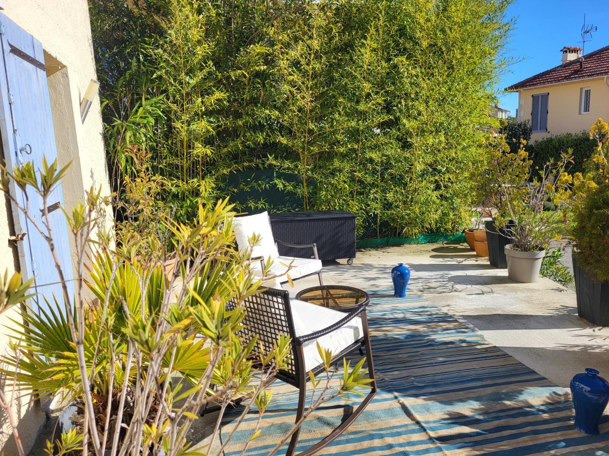 Studio Independant Avec Terrasse A Juan Les Pins Antibes Extérieur photo